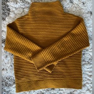 Madewell Turtle Neck Size Small